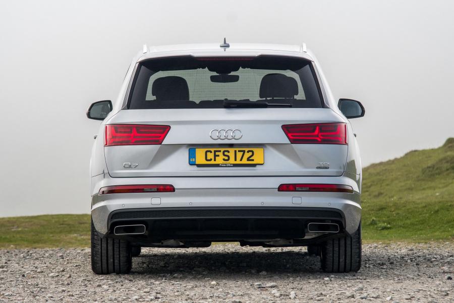  Audi Q7 TDI Quattro S-Line (4M) 2015 года  (UK) (фото 13 из 40)